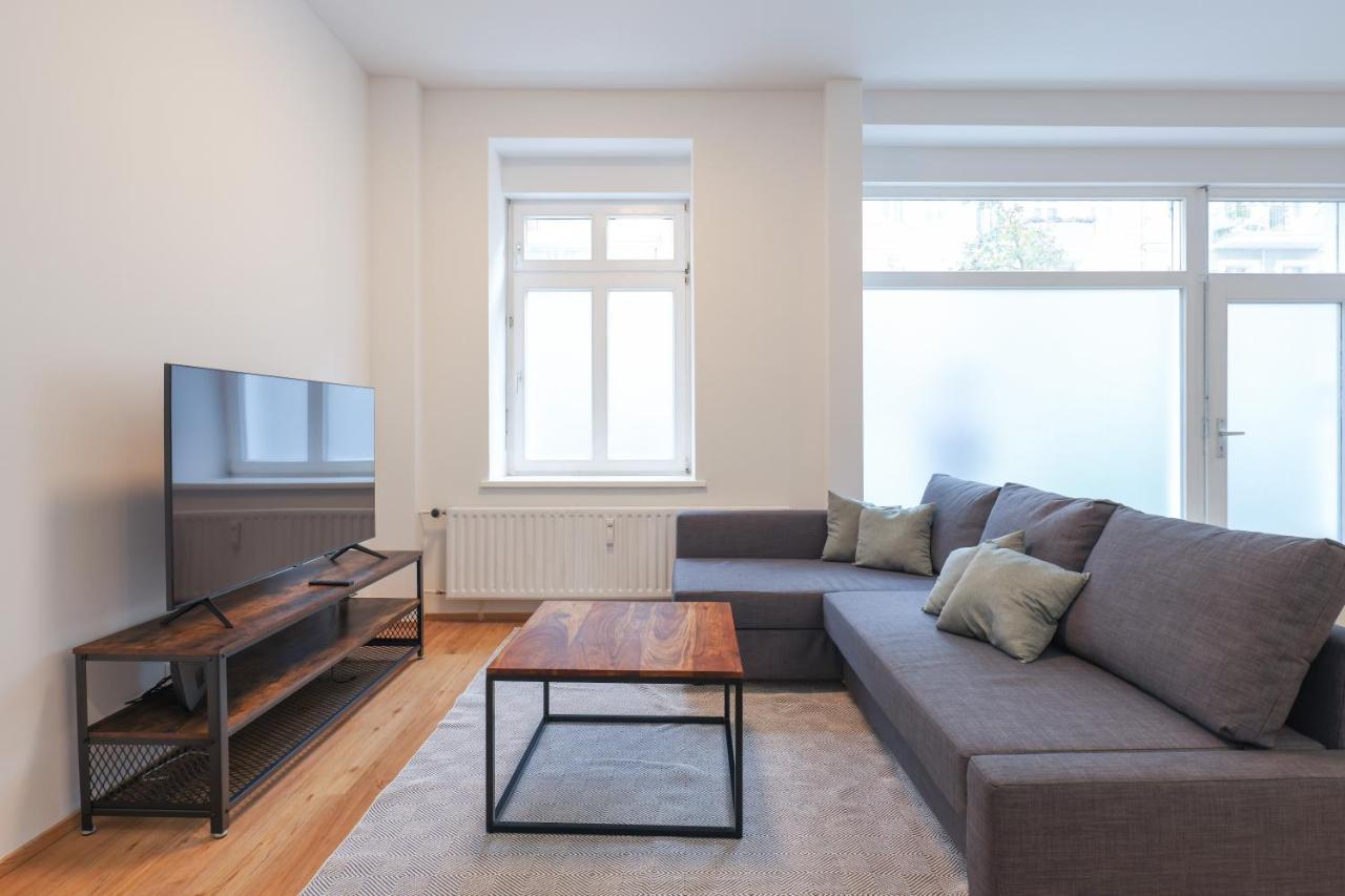 Neue 2-zi-apartment 15 Min Entfernung Zum Hbf Und Brandenburger Tor Appartement Berlijn